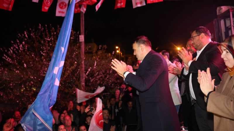 Altunok, Yağmur  Altında Sayağzı Seçmenine Seslendi